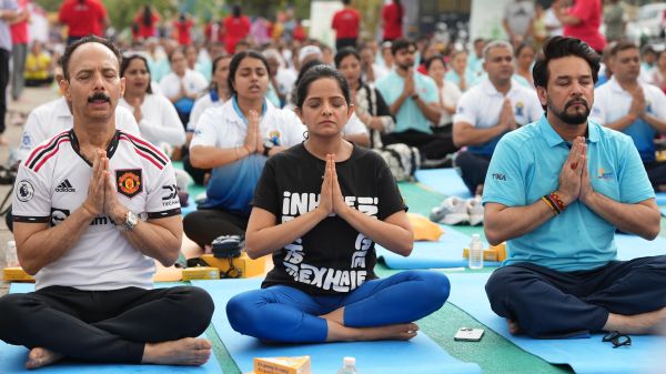 The Yoga Institute, Santacruz (Mumbai) celebrates 12th International Day of Yoga with pan-India programmes