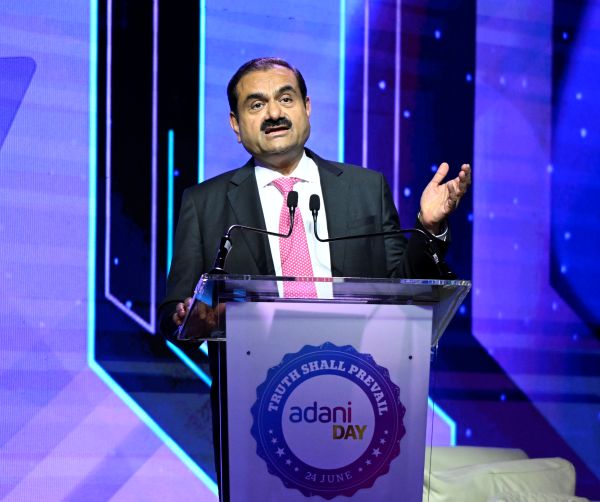 Vande Bharatam, an initiative by Gautam Adani Inspires Innovators Worldwide; Receives strong response from India and across the World