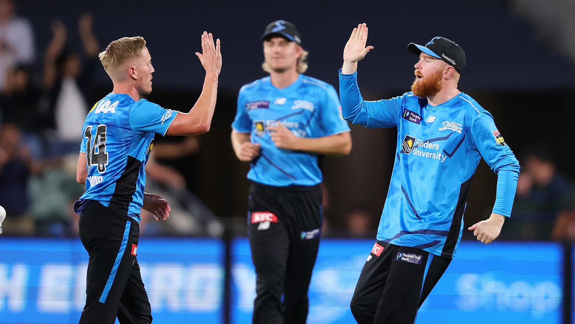 Strikers name 13-man squad for clash with Hurricanes