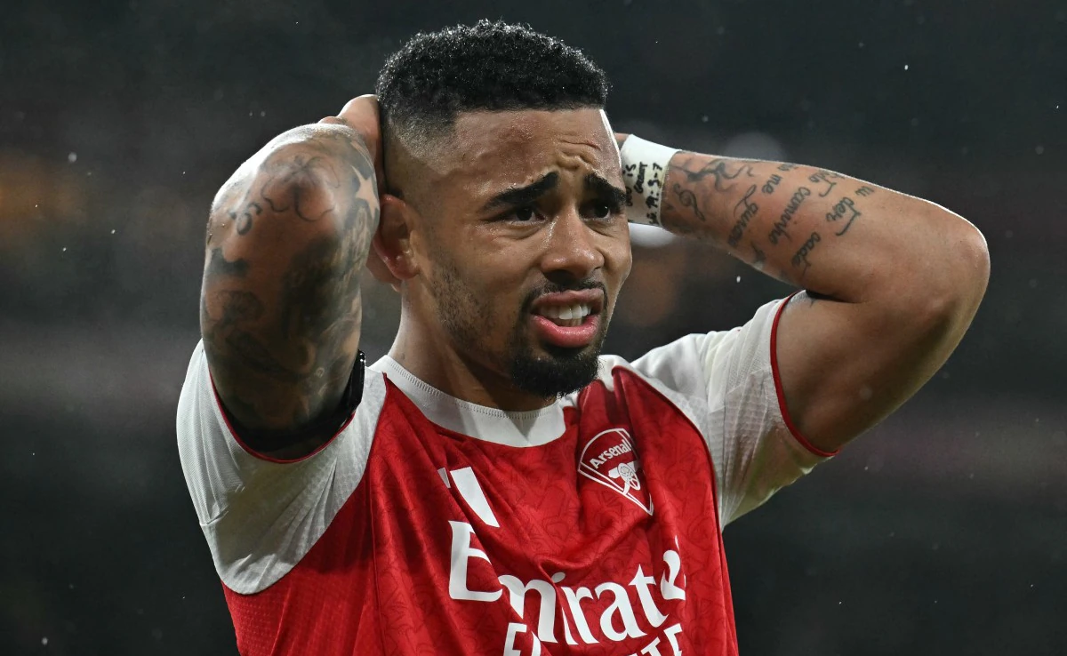 Arsenal Squander Chance To Extend Premier League Lead In Liverpool Stalemate