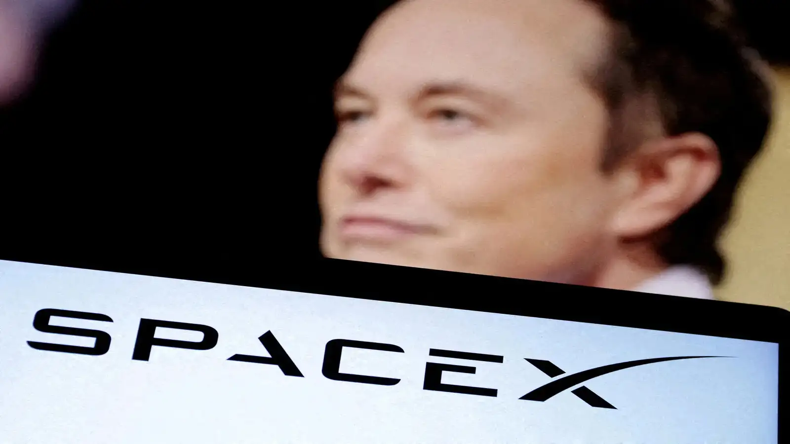 Elon Musk Merges xAI Into SpaceX, Creating a Private Valuation Giant