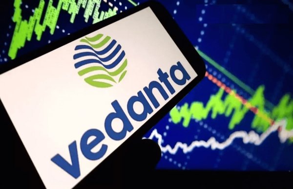 Vedanta hits market cap of Rs 2.5 lakh crore as shares hit new high of Rs. 642