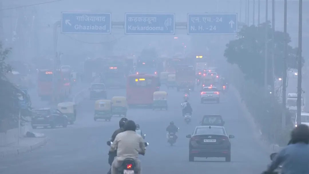 China Extends Support to India in Battling Delhi