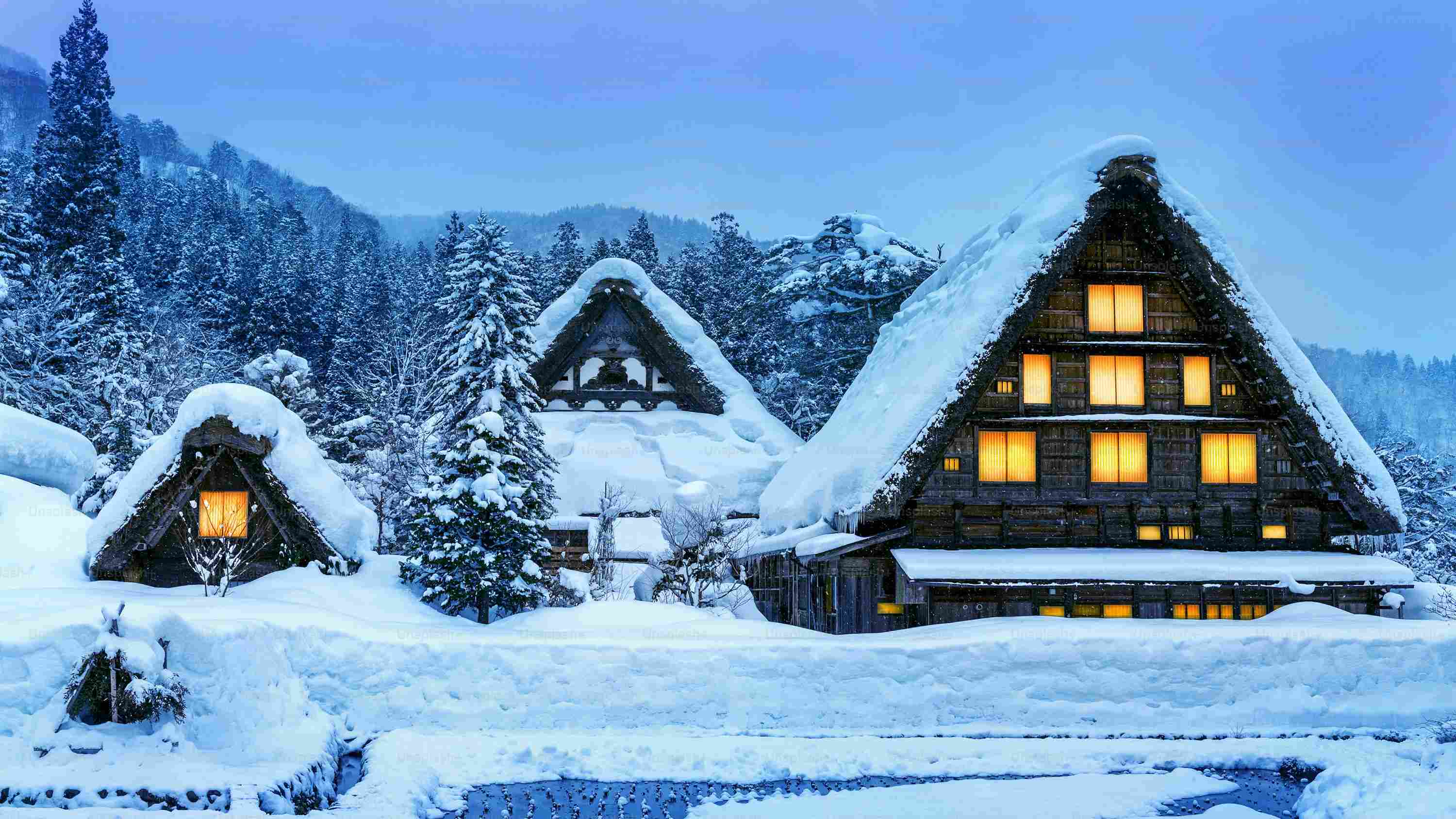 7 Must-Visit Winter Holiday Destinations Worldwide