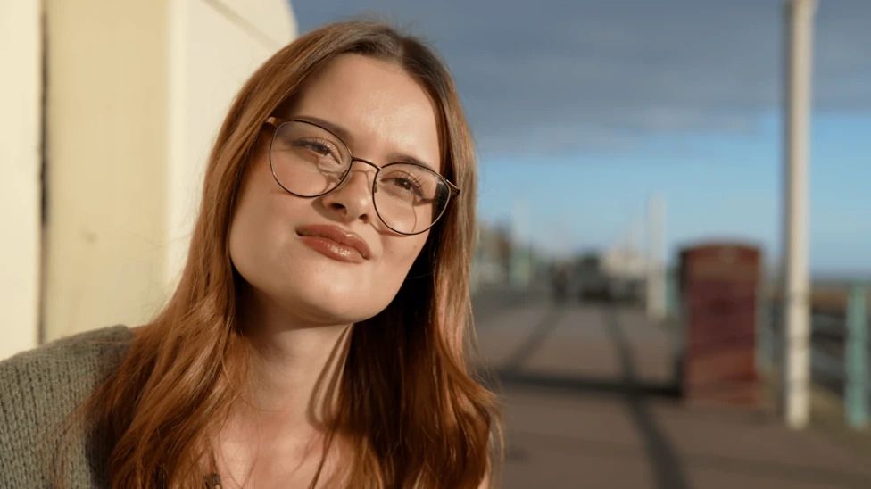 Women Are Being Secretly Filmed with Smart Glasses, Raising Safety and Privacy Concerns