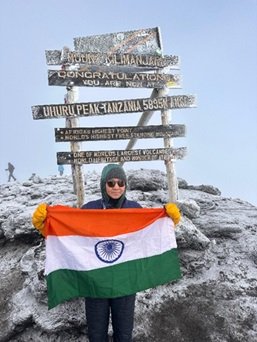 Chhonzin Angmo Becomes the Only Visually Impaired Woman to Conquer Everest, Elbrus, and Kilimanjaro