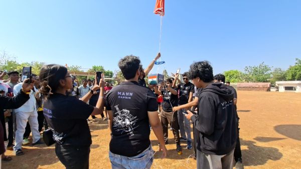 Team VITAKSH of VIT Bhopal Successfully Launches Institute’s First Student-Led Balloon Satellite Mission